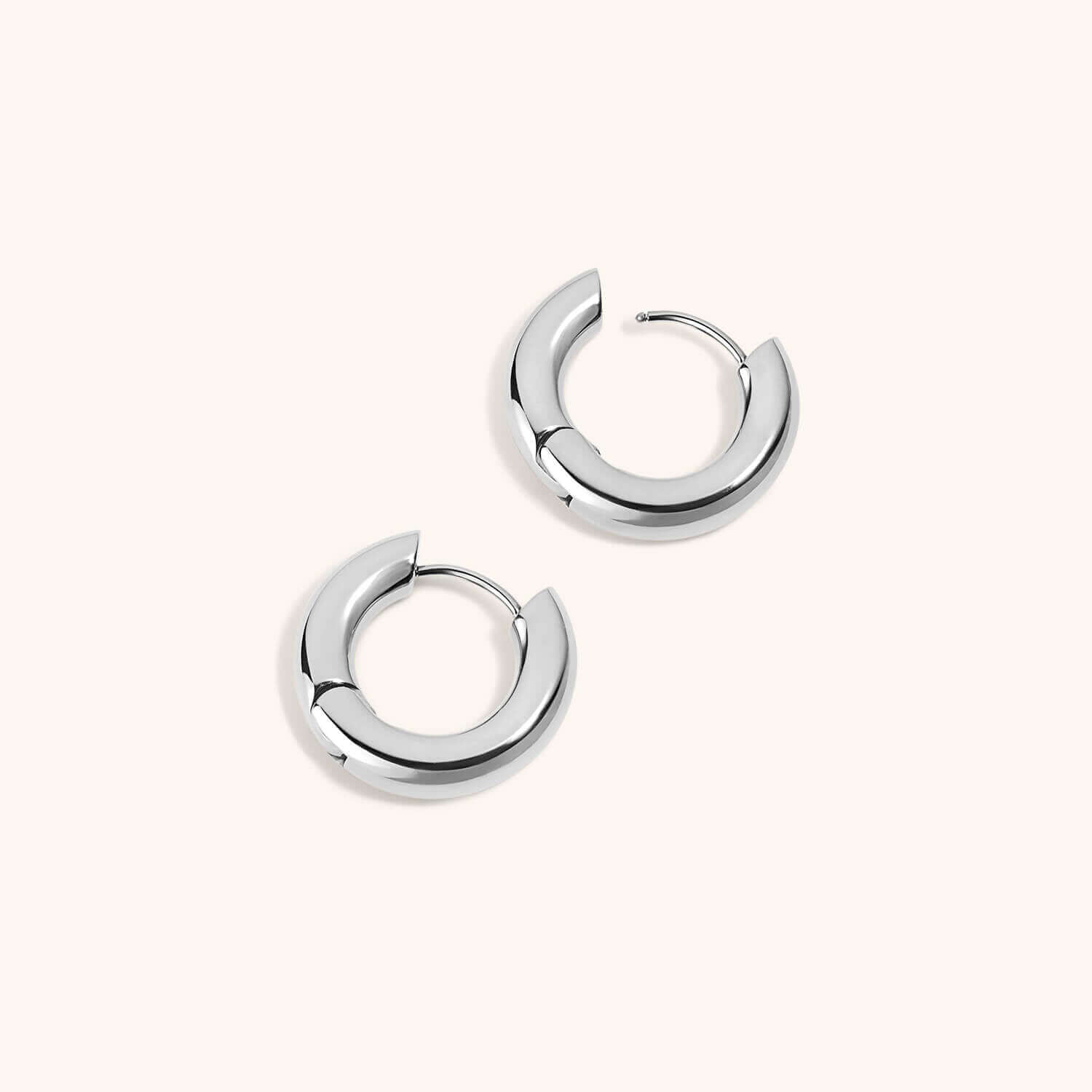 Micro Every Body Hoops in Silver