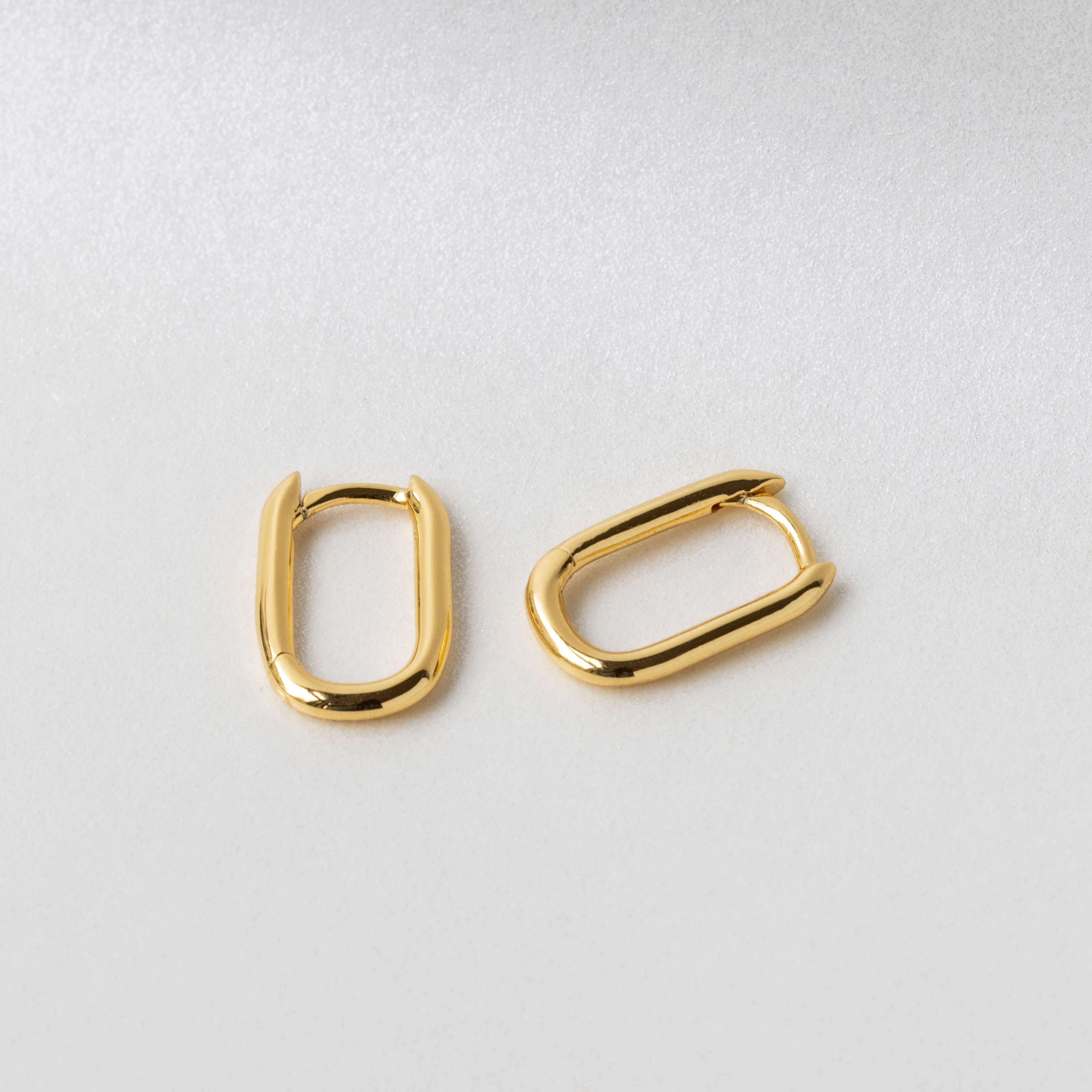 Baby Halo Oval Hoop Earrings in Titanium (Gold)