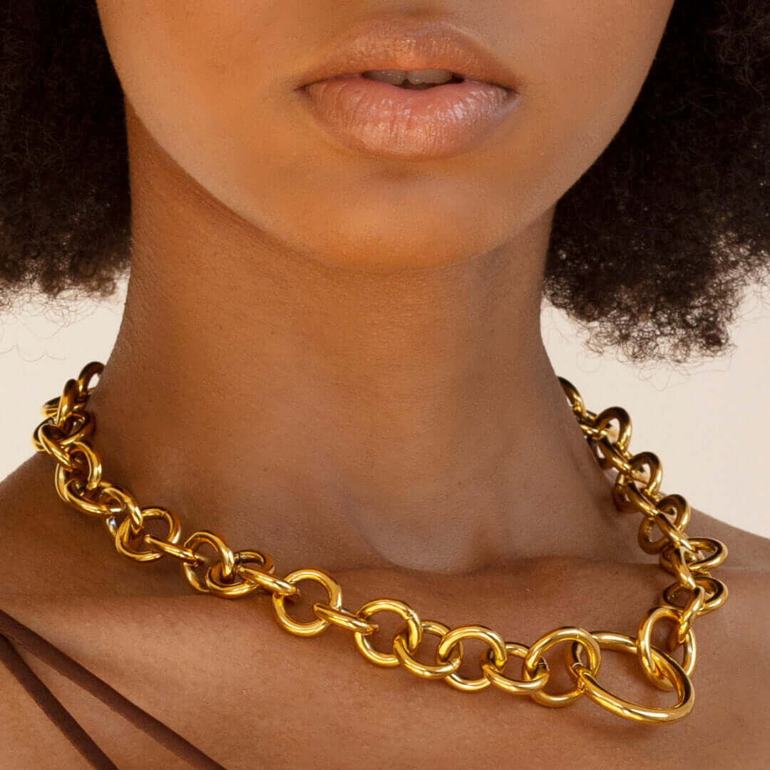 Bubble Necklace (Gold) on model