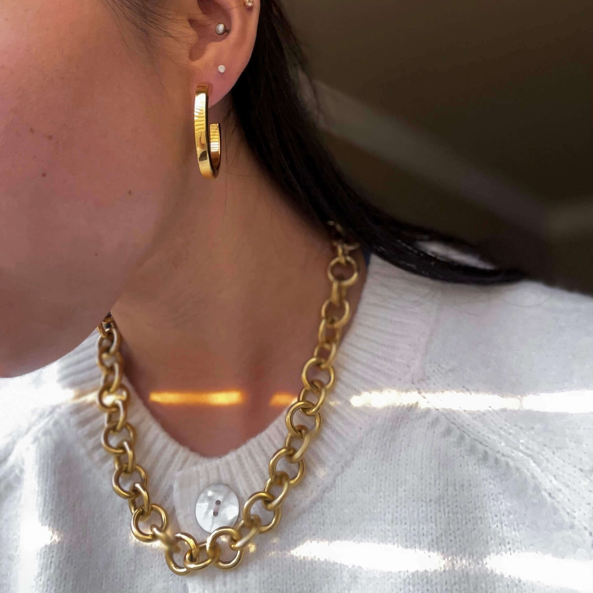 Baby Bubble Necklace (Gold) on model